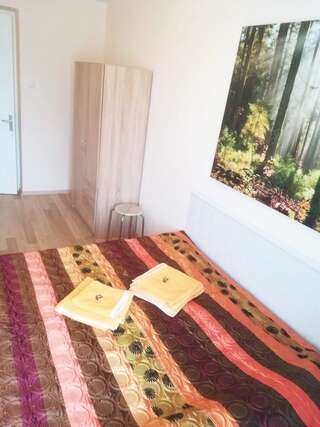 Гостевой дом Couple getaway to a freshly renovated apartment Пярну Номер Делюкс с кроватью размера «queen-size»-8